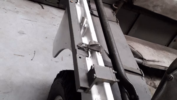 Combat havelte - nekaf m38a1 - willys - 2e antennesteun