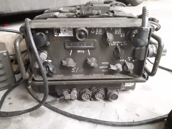 SEM35 Radioset (deco)+ toebehoren en canvas
