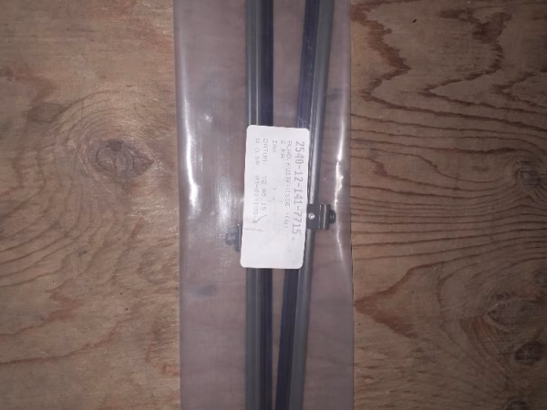 Ruitenwisserbladen – DAF YA126 (NOS)