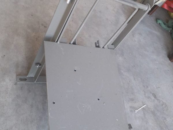 Landrover 109 – verkenner – Radiotafel
