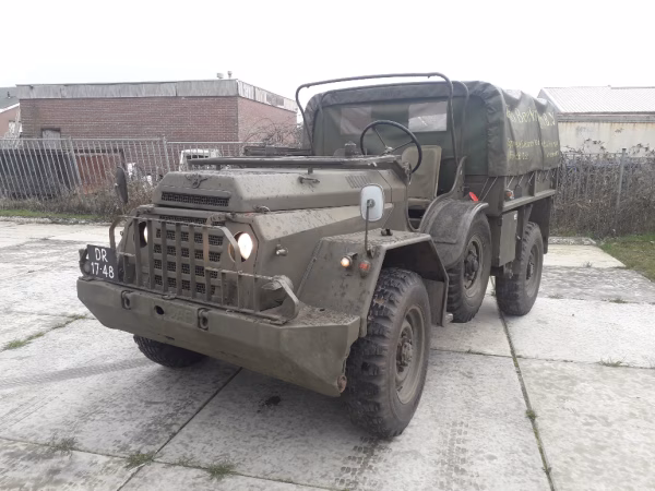 DAF YA126