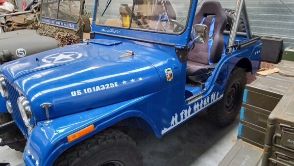 Super strakke Blauwe Nekaf, m38a1, leger jeep, combat havelte